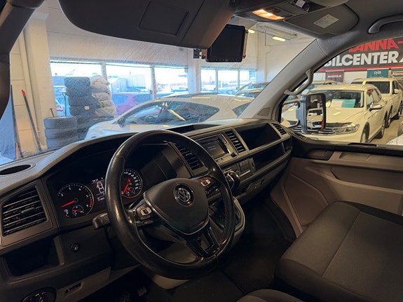 Volkswagen Transporter 13 of 23