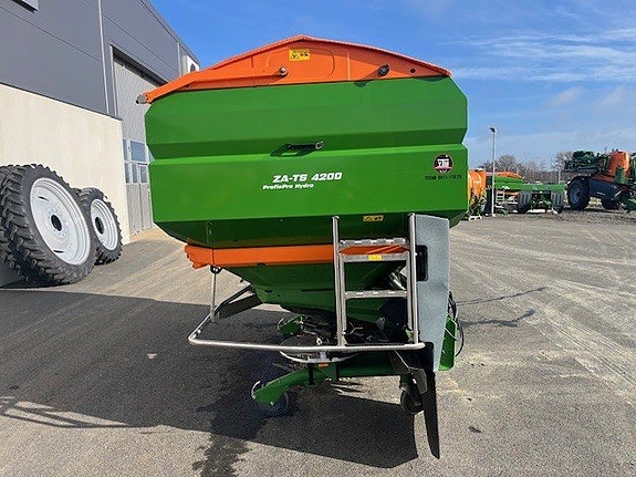 Amazone ZA-TS 4200 Profis Hydro 2 of 6