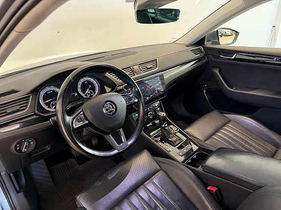 Skoda Superb 10 of 15