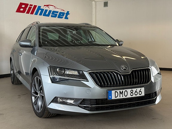 Skoda Superb 2 of 5