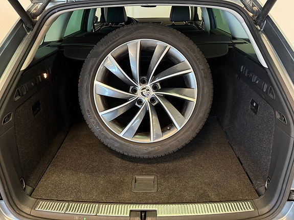 Skoda Superb 13 of 15