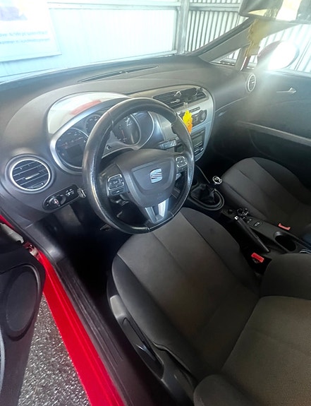 Seat Leon 8 of 10