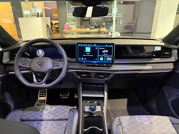 Volkswagen Tayron 12 of 27