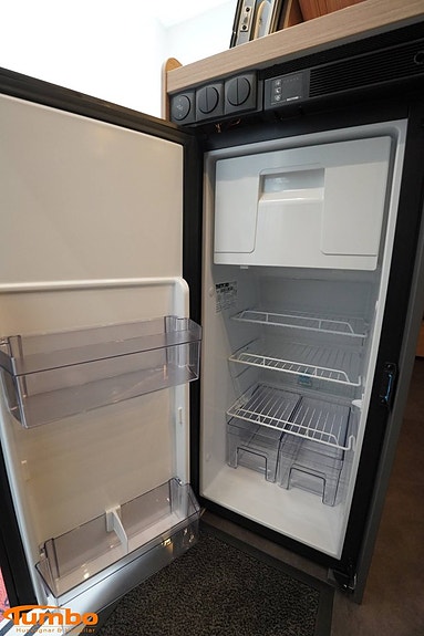 Malibu Van 640 LE RB first class ? two rooms GT skyview, Dieselpanna, 4000k 9 of 21