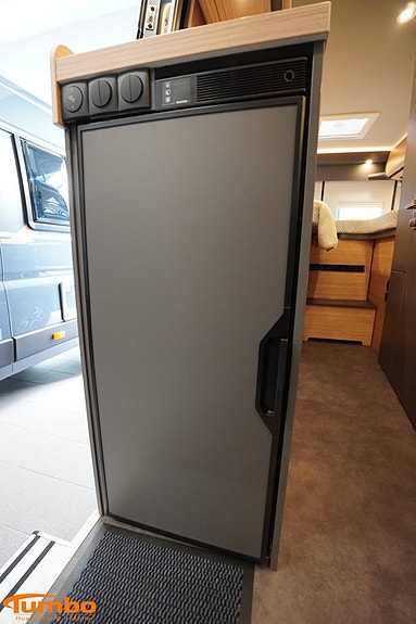 Malibu Van 640 LE RB first class ? two rooms GT skyview, Dieselpanna, 4000k 8 of 21