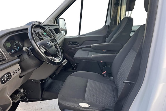 Ford Transit 9 of 15