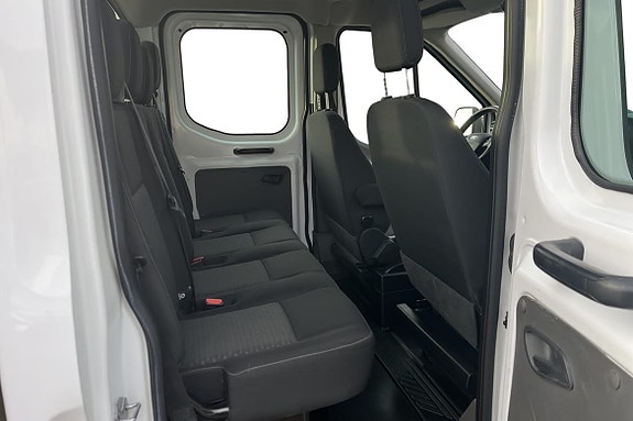 Ford Transit 13 of 15