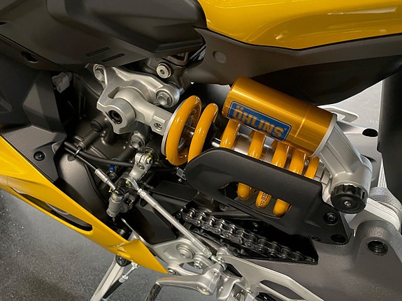 Ducati Panigale V2 S *Kampanj 10 000:-* Ducati Yellow för omg lev 9 of 9