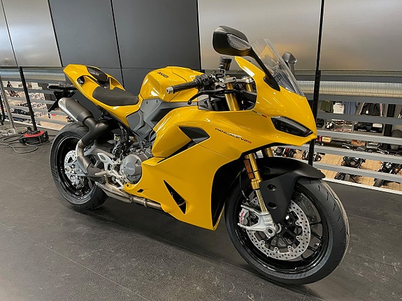 Ducati Panigale V2 S *Kampanj 10 000:-* Ducati Yellow för omg lev 6 of 9