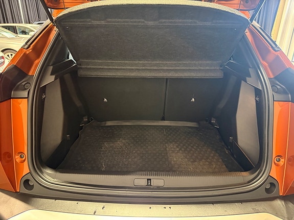 Peugeot 2008 15 of 17
