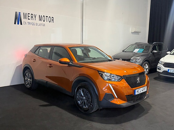 Peugeot 2008 2 of 5