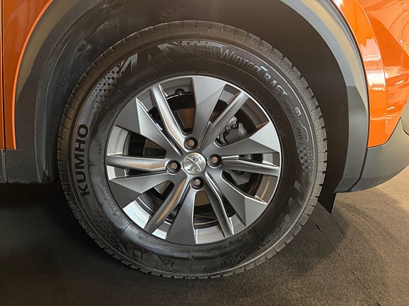 Peugeot 2008 14 of 17