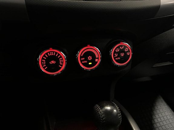 Mitsubishi Outlander 20 of 24