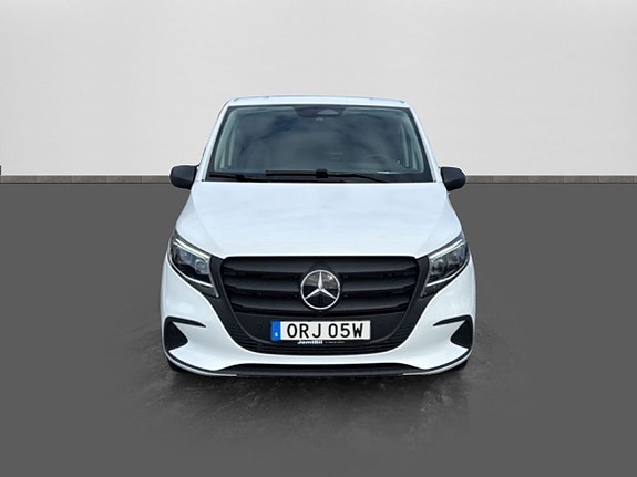 Mercedes-Benz Vito 116 2 of 5