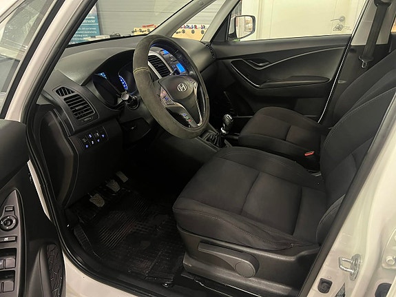 Hyundai ix20 7 of 16