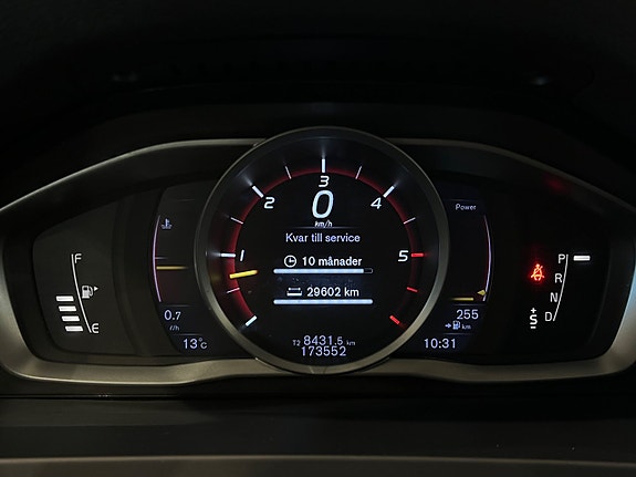 Volvo V60 Cross Country 12 of 27