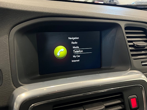 Volvo V60 Cross Country 15 of 27
