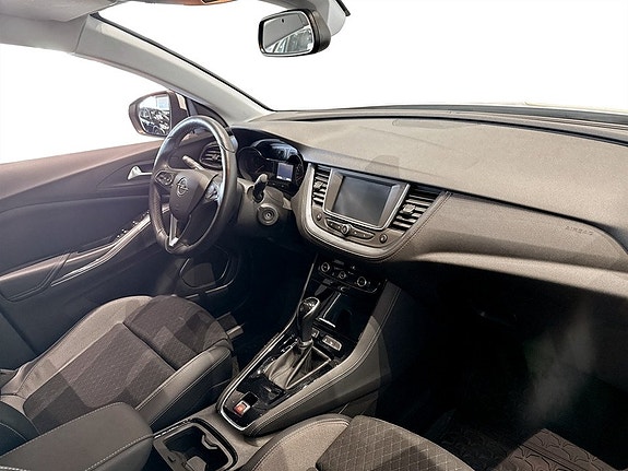 Opel Grandland X 11 of 15