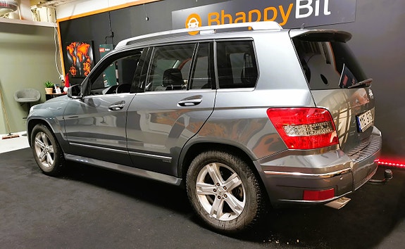 Mercedes-Benz GLK220 5 of 5