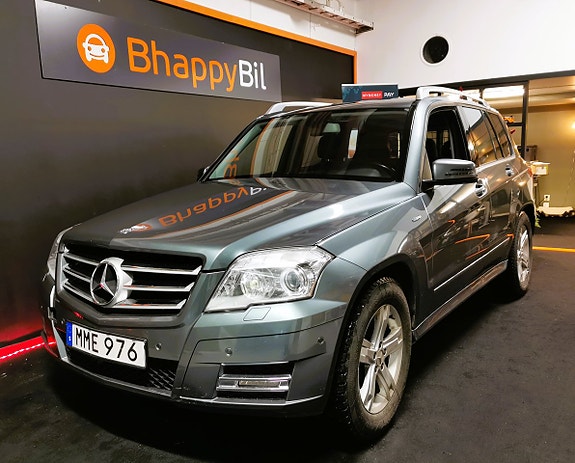 Mercedes-Benz GLK220 3 of 5