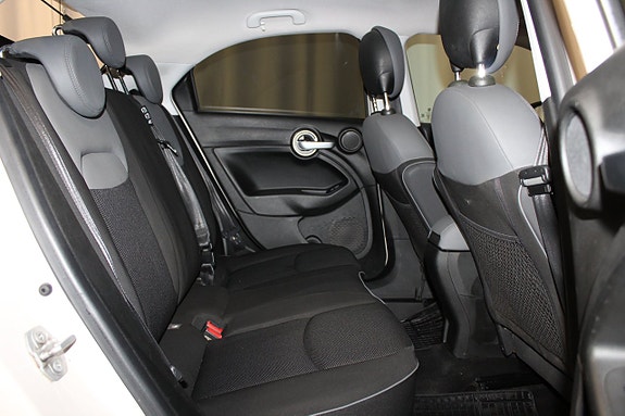 Fiat 500X 15 of 23