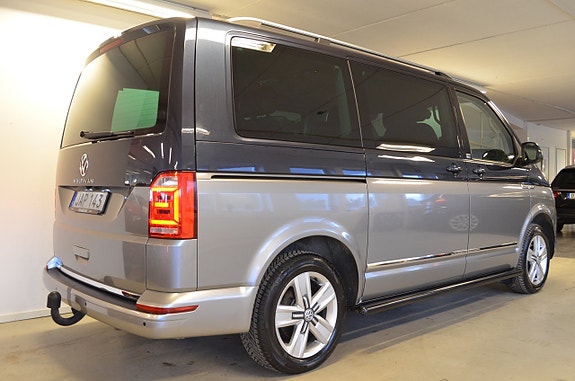 Volkswagen Multivan 22 of 23