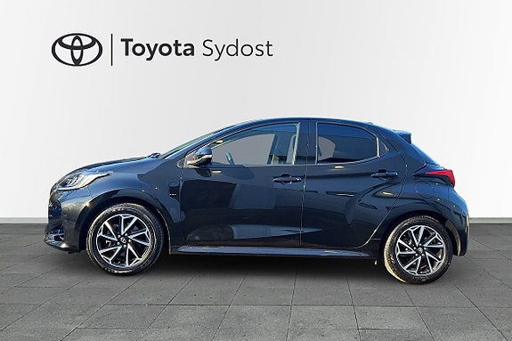 Toyota Yaris 4 of 11