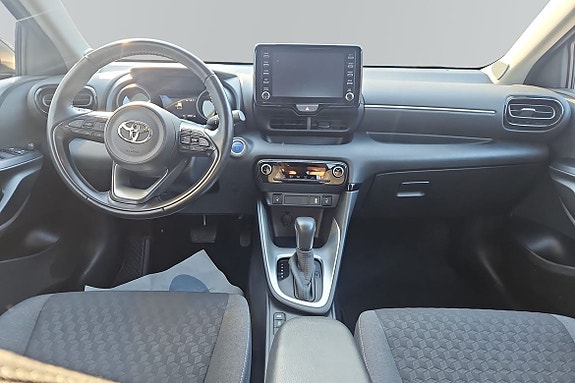 Toyota Yaris 9 of 11