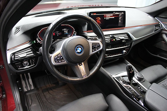 BMW 530e 10 of 28