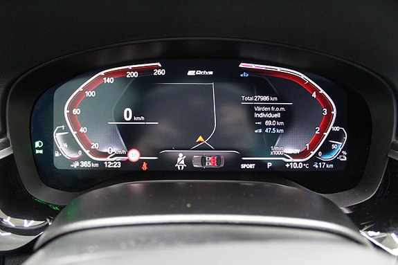 BMW 530e 16 of 28