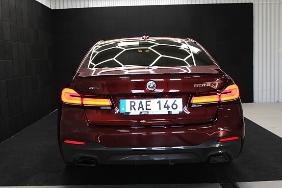 BMW 530e 5 of 5