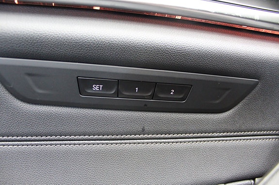 BMW 530e 11 of 28