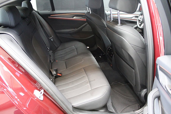 BMW 530e 15 of 28
