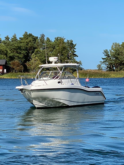 Boston Whaler 255 Conquest 8 of 11