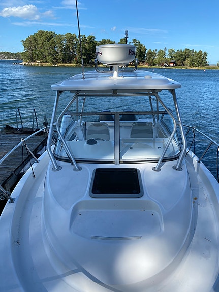 Boston Whaler 255 Conquest 4 of 11