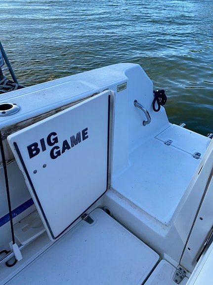 Boston Whaler 255 Conquest 11 of 11