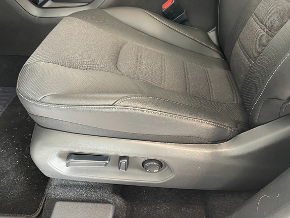 Suzuki eVitara 8 of 21