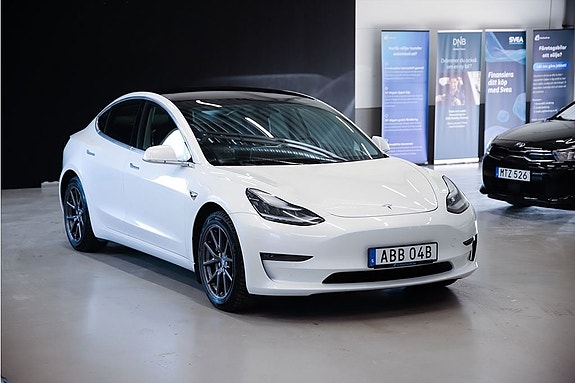 Tesla Model 3 5 of 13