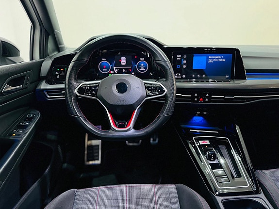 Volkswagen Golf I 21 of 23