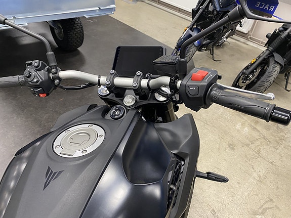 Yamaha MT-07 Y-AMT Demo - 544 mil 3 of 8