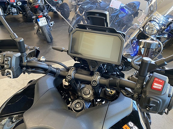Yamaha TRACER 9 GT+ ICON PERFORMANCE 3 of 8