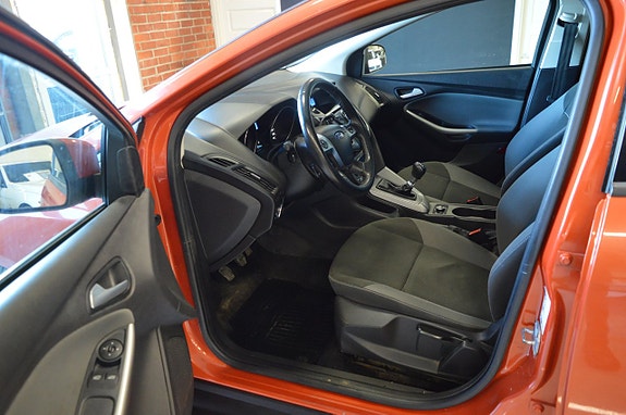 Ford Focus 13 of 18