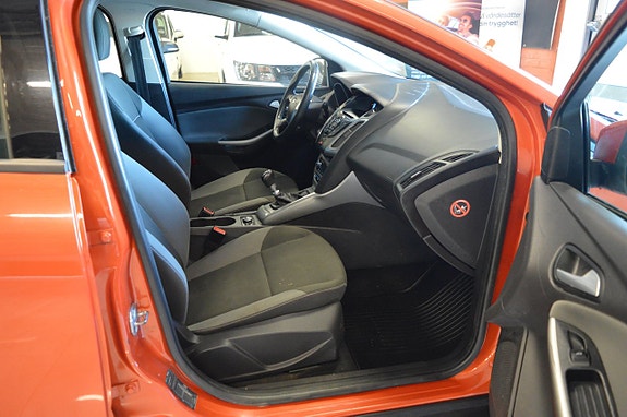 Ford Focus 14 of 18