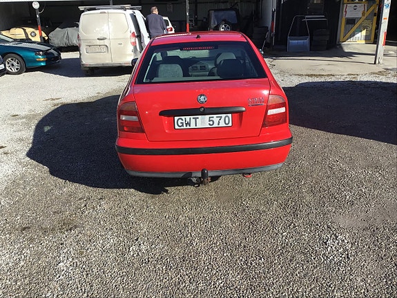 Skoda Octavia 3 of 5