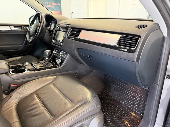 Volkswagen Touareg 6 of 13