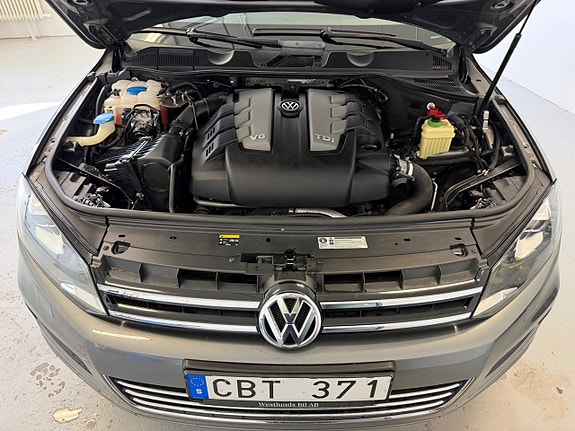 Volkswagen Touareg 13 of 13