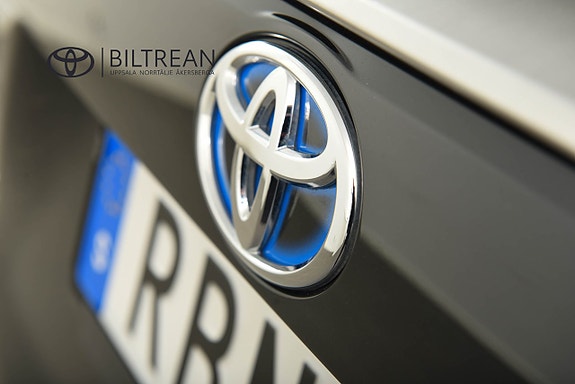 Toyota RAV4 24 of 25