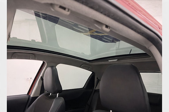 Toyota Yaris 14 of 20