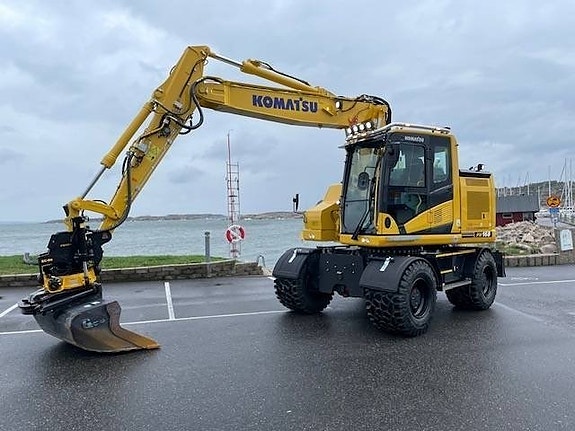 Komatsu PW168-11 DEMO