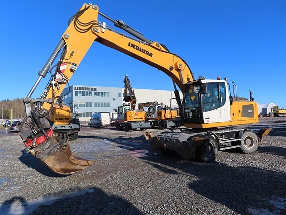Liebherr A 924 Litronic